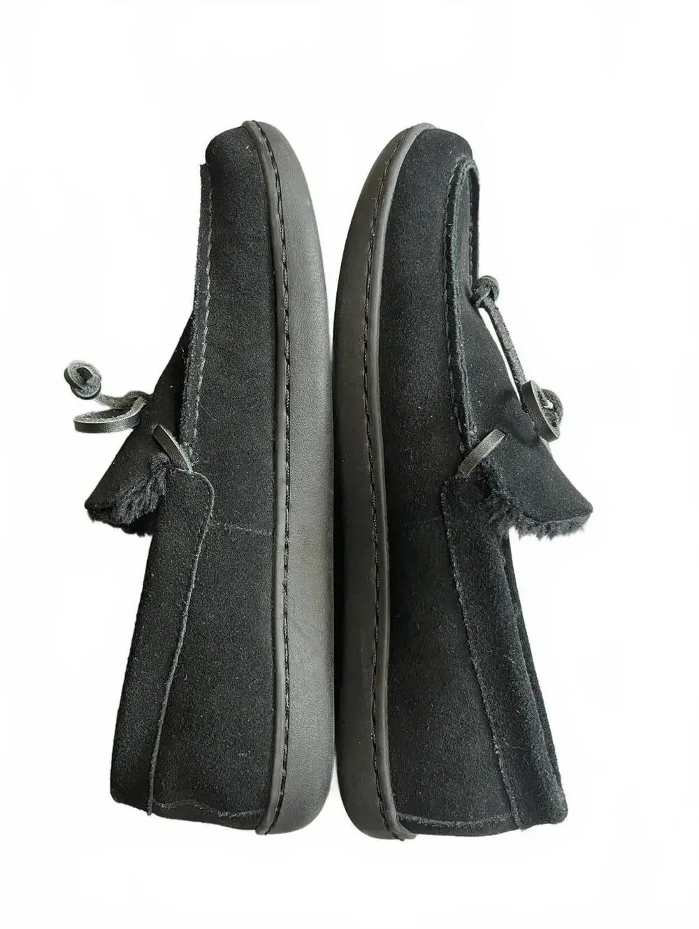 Vionic Adler moccasin slipper in black suede with faux-shearling lining Size 9